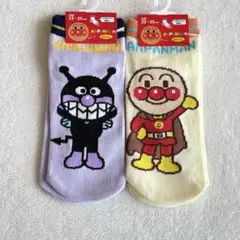 アンパンマン　キャラクターソックス　レディース靴下　23〜25㎝　3
