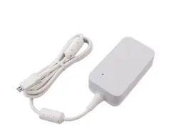 【大幅値下げ！】docomo ACアダプター USB Type-B ホワイト