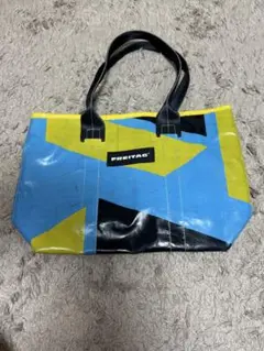 Item thumbnail for item 93bae0b3-6aaa-4212-b2d2-5ffa17972bb6