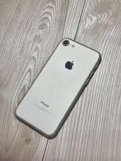 【極美品】iPhone7 Silver 32GB SIMフリー