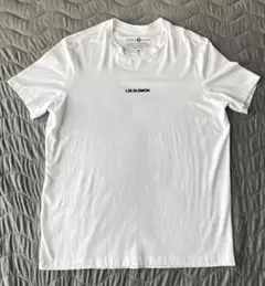 LULULEMON ホワイト Tシャツ
