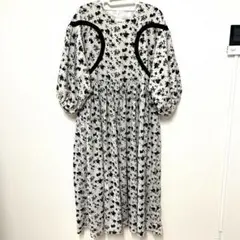 美品　Erz. フラワープリント ワンピース