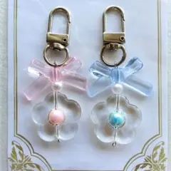 ビーズキーホルダー　 コレクトブック たまごっち ピンク　水色　目印アクセサリー