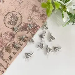 【2217】合金チャーム 恐竜③ アンティークシルバー　12個 450円