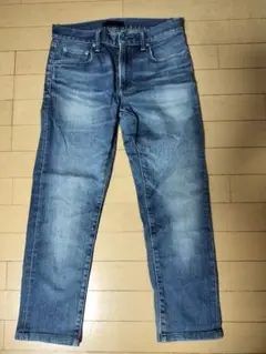 ユニクロ　スリムフィット　ストレートジーンズ　ローライズ デニム