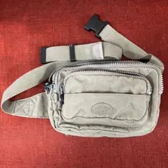 ベージュ ボディバッグ・ウエストポーチ