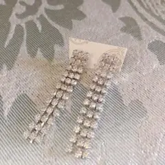 新品未使用✴︎ラインストーン✴︎　　　　　　　　　　　　　ロングピアス