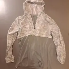 Under Armour フード付きパーカー XXL