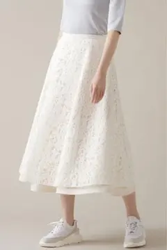 新品未使用♡マルティニーク レースサーキュラースカート オフホワイト