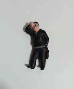 おじさん図鑑 酔っ払いのおじさん　デスクトップ フィギュア　ガチャ　ガチャガチャ