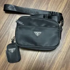PRADAプラダ　ポーチ　ノベルティショルダーバッグ