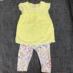 M&Sフリル付き黄色トップスと花柄レギンスセット