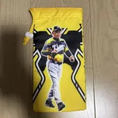 阪神タイガース　岡田彰布　ペットボトルカバー