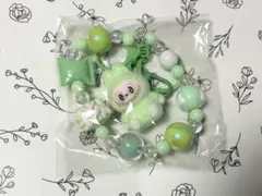 【匿名配送】♡ラブブ♡ ビーズストラップ グリーン