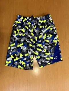 YONEX 幾何学模様 ハーフパンツ