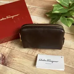 【未使用品】サルヴァトーレ・フェラガモ　コインケース ダークブラウン