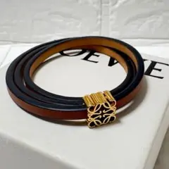 極美品✨LOEWE ツイスト バングル アナグラム レザー ブレスレット 箱付き