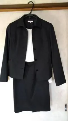 ワールド黒ジャケットスーツ