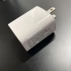 ホワイトACアダプター 5V-12V対応