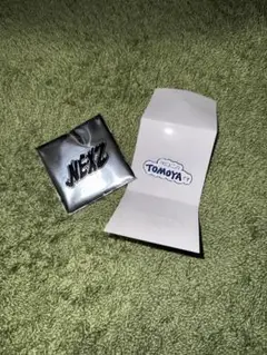 Item thumbnail for item ae307859-0a66-4e6e-925e-e09cc15c0692
