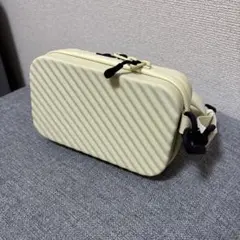 ZARA アイボリー ボディバッグ