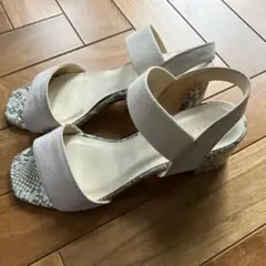 パイソン柄サンダル　23.5cm