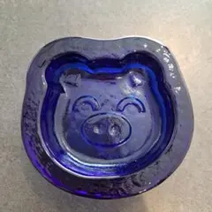 ブタ型ガラス小物入れ 青紫色