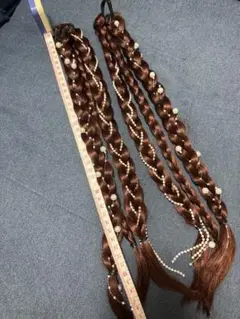 ダークブラウン ビーズ付き三つ編みヘアアクセサリー