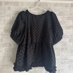 フリル付き黒半袖ブラウス　パフスリーブ　【大きめサイズ】