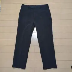 ユニクロ　感動パンツ　黒　スラックス ウエスト85cm