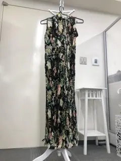 フローラルプリント ノースリーブ ロングワンピース