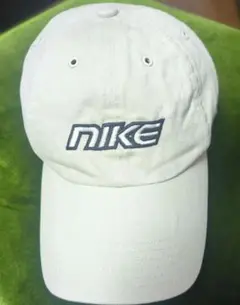 Nike ベージュ コットンキャップ