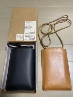 新品&美品 定価9800■無印良品■イタリア産ヌメ革 ミニサコッシュ 黒&生成