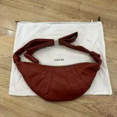 LEMAIRE クロワッサン ショルダーバッグ ホワイト 赤いショルダーバッグ