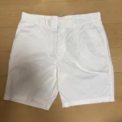 ユニクロ　チノショーツ　リラックスフィット