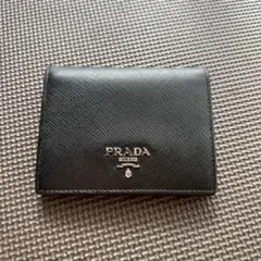Pradaプラダ 2つ折り財布