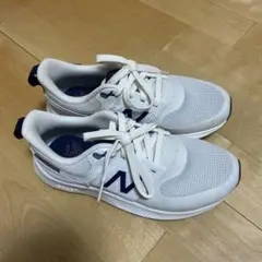 ニューバランス　NewBarance UA900CR1 23.5cm