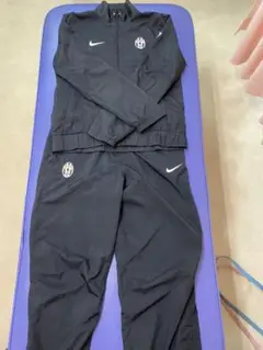NIKE ナイキ