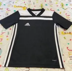 adidasTシャツ130センチ