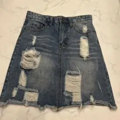デニムミニスカート　ダメージ