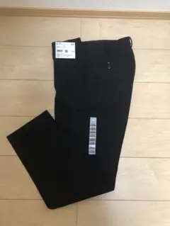 ユニクロ　感動パンツ（ウールライク）　79×76 ブラック