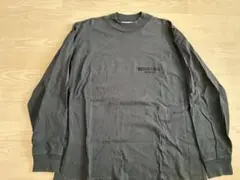 ESSENTIALSロンT ブラックSサイズ