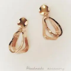 Item thumbnail for item b6264773-f4b4-4e89-b62d-88dd455d7747