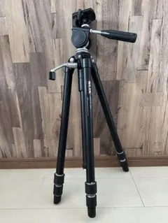 Item thumbnail for item 6d9e2bf0-5cc8-4e1e-8f1d-fe93f128b92c