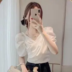４５７【大人気商品】 ラップ Tシャツ 白 ブラウス リボン パフスリーブ