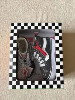 Item thumbnail for item 2cd2bb2b-918f-46d3-bcf3-2a00f90c39de