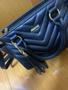 バッグ ショルダーバッグ 肩掛けバッグ 黒 Black