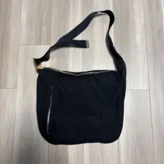 コラージュ　パピヨネ　ナイロンテープショルダーバッグ　黒