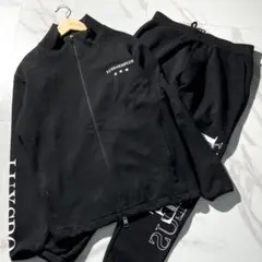 リュクスエイケイエムプラス ジャージセットアップ プリントロゴ メンズ