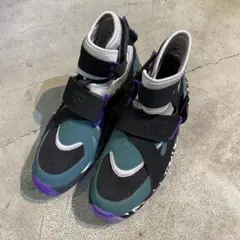 NIKE AIR CARNIVORE ナイキ カーニバル